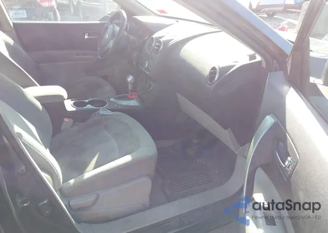 2014 Nissan Rogue Select S z USA, uszkodzony, nr VIN JN8AS5MT0EW608223